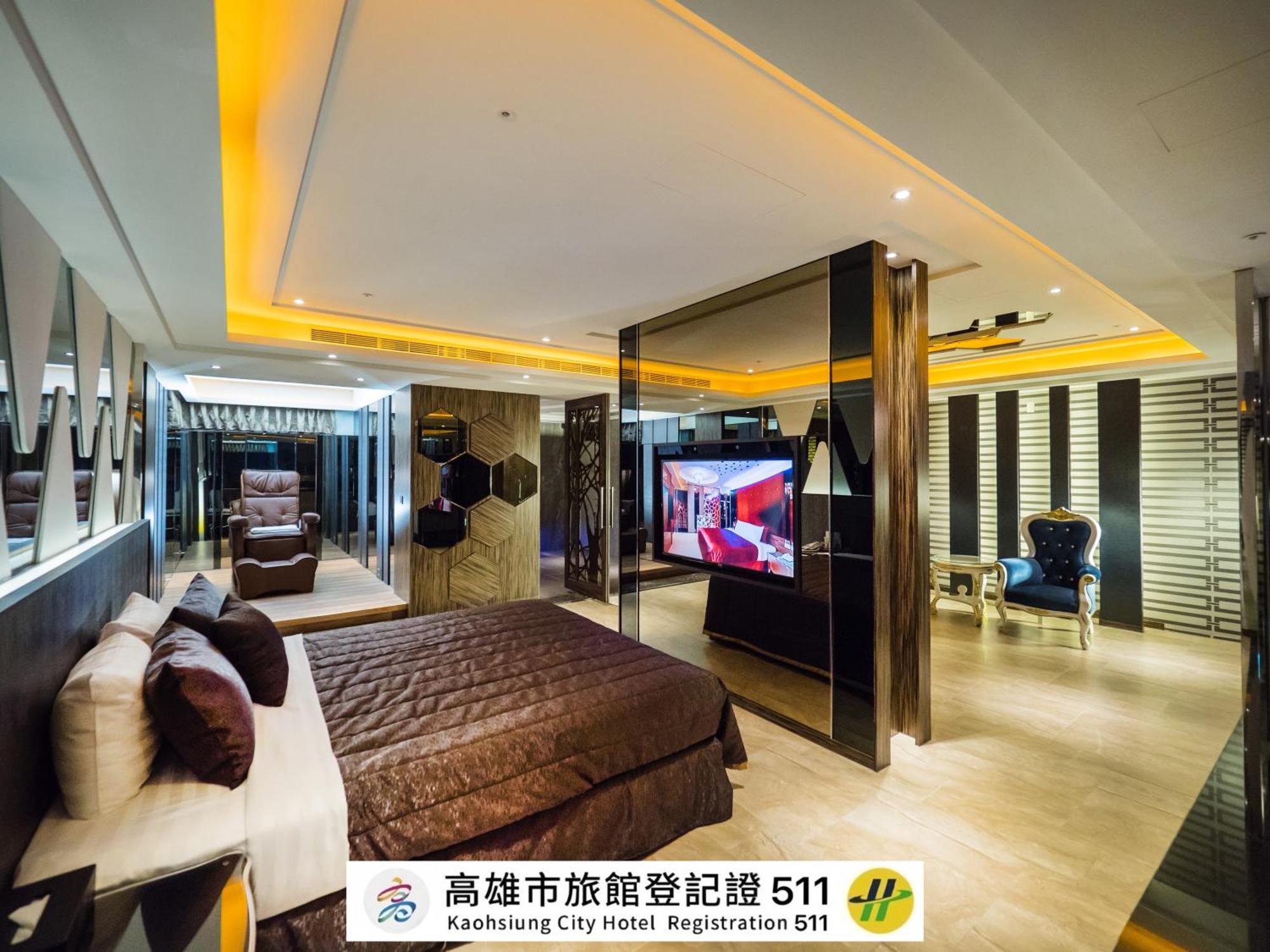 薇風情汽車旅館 - 鳳山館 Cao Hùng Ngoại thất bức ảnh
