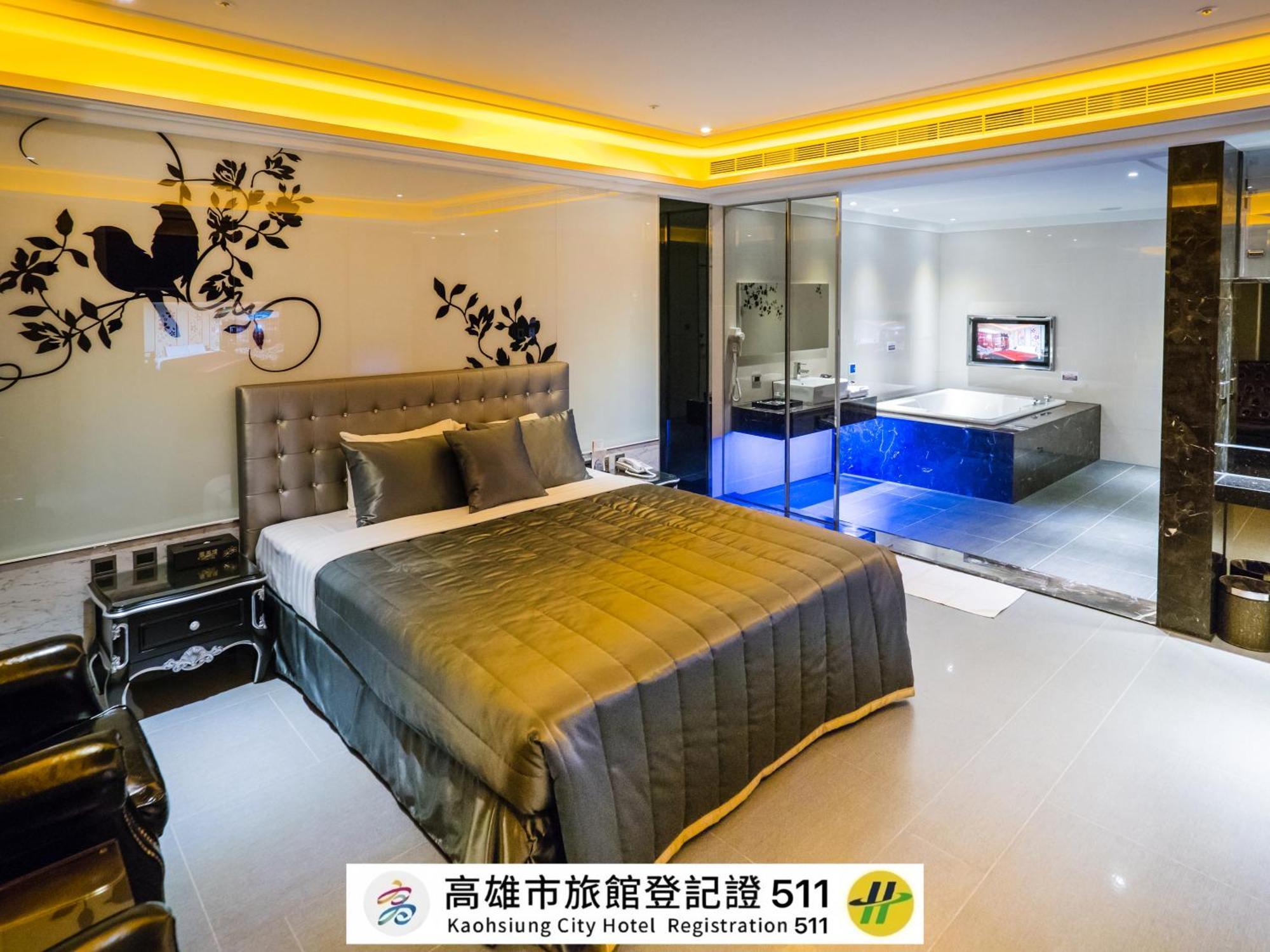 薇風情汽車旅館 - 鳳山館 Cao Hùng Ngoại thất bức ảnh